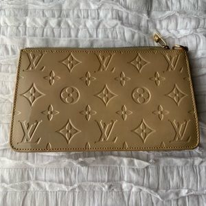 Louis Vuitton- Vernis Clutch- RESERVED TRADE